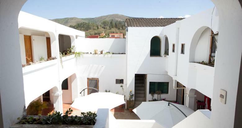 Hotel Casablanca Samaipata Exterior photo